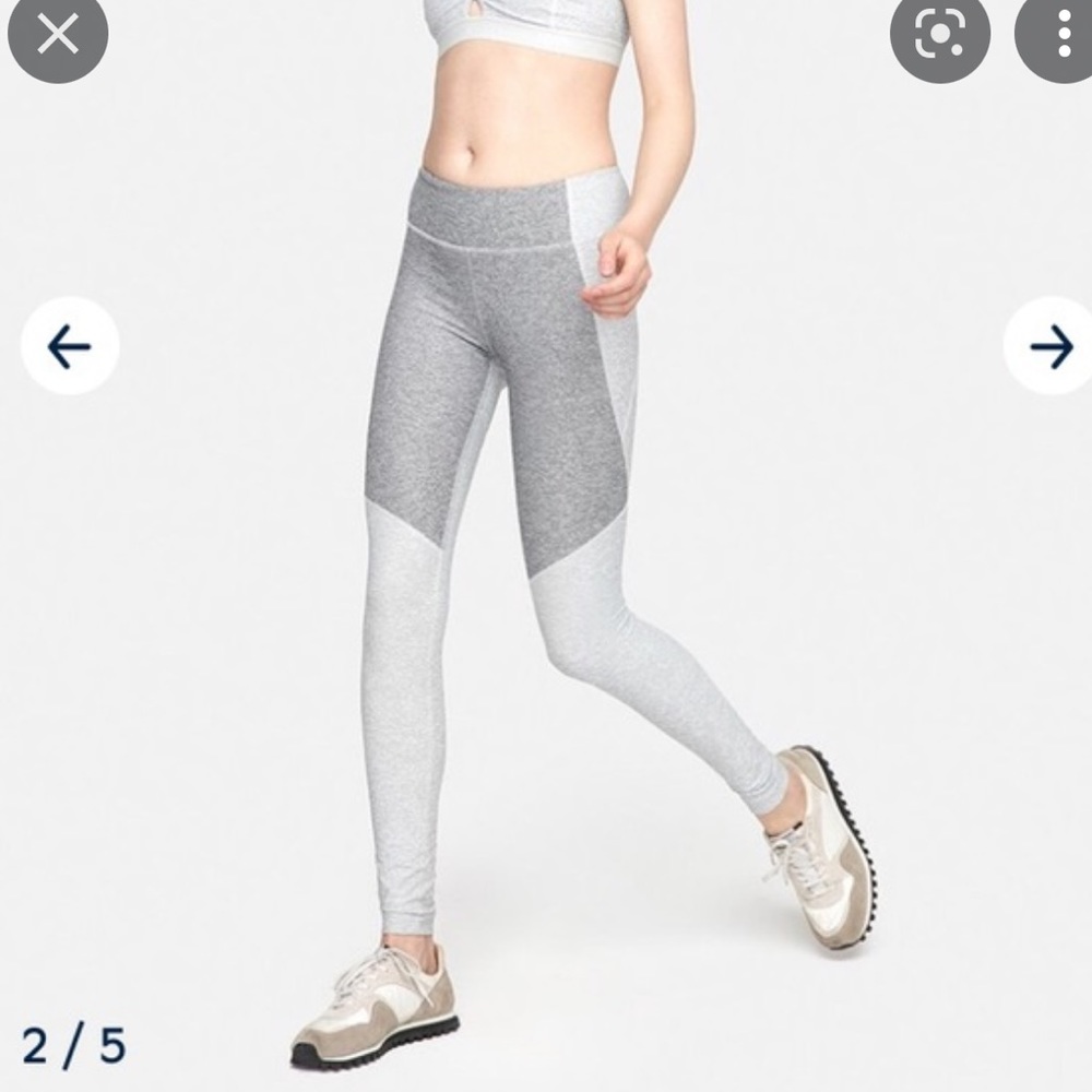 Outdoor Voices Two-Toned Warm Up Leggings in Dove and Ash